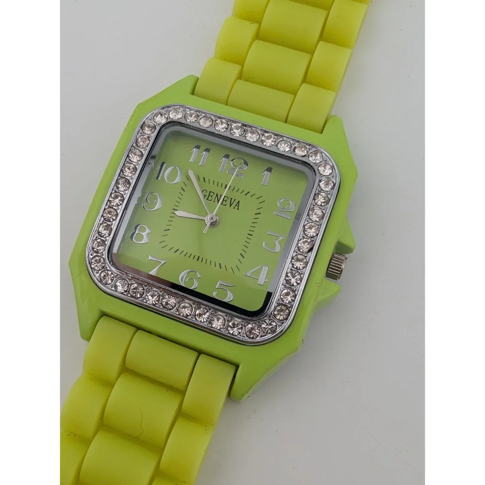 Geneva Women's Watch 38mm Case Lime Green Silicone Band- New Battery